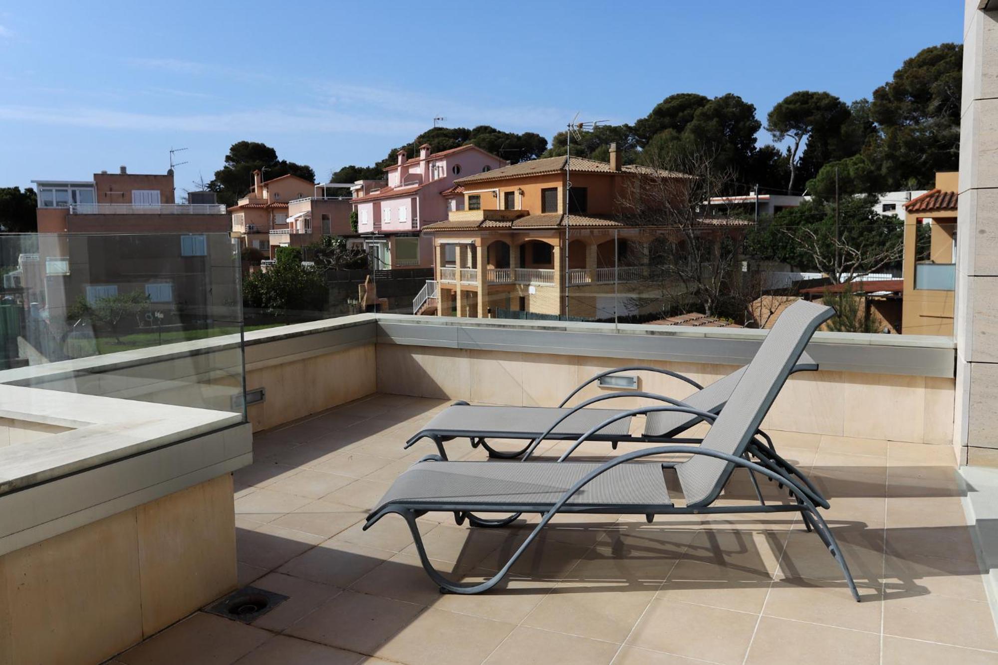 Вилла At014 A Pocos Metros De La Playa, Equipamiento Completo, Piscina Comunitaria Торредембарра Экстерьер фото